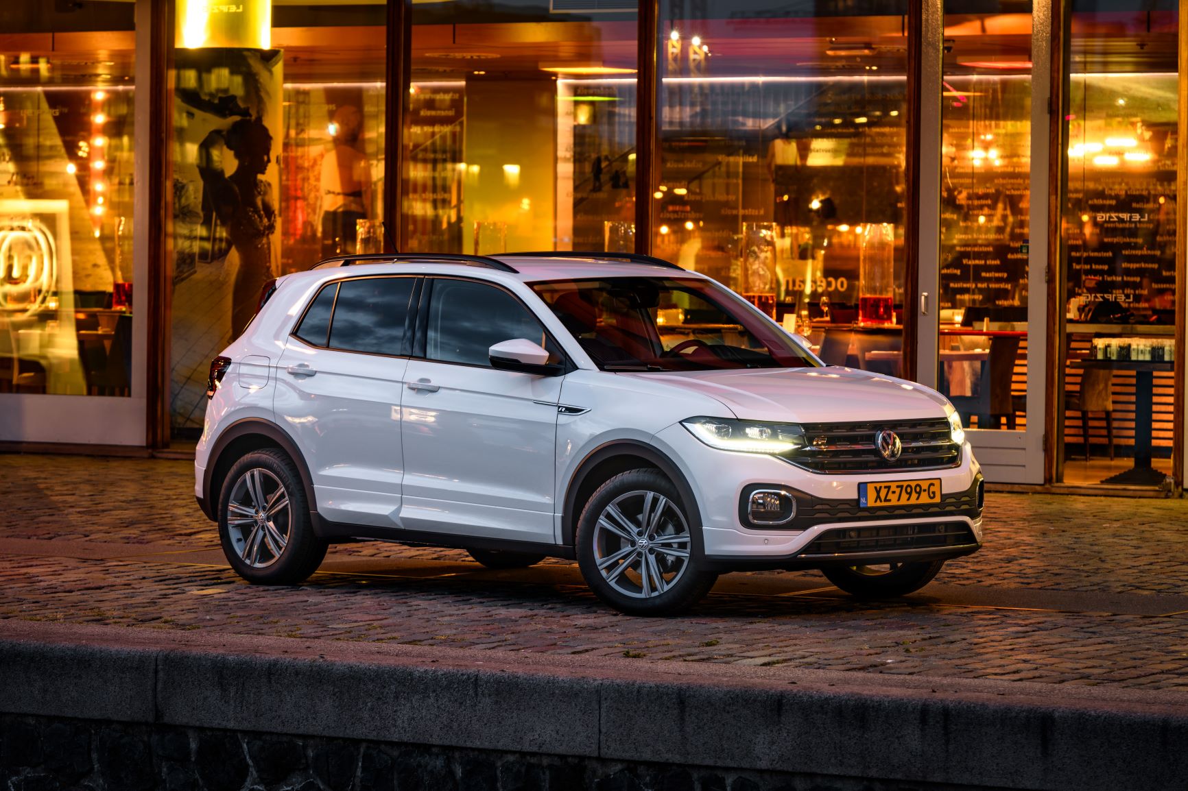 Vw t cross life business online