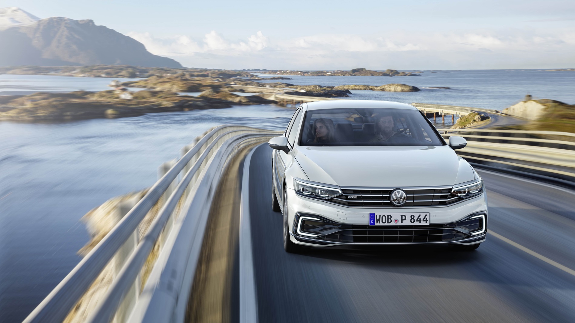 Afb8 Passat 16 9
